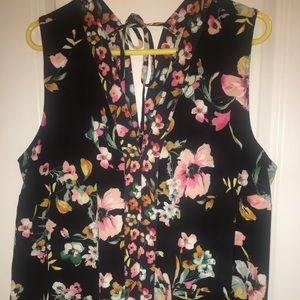 Floral sleeveless shirt